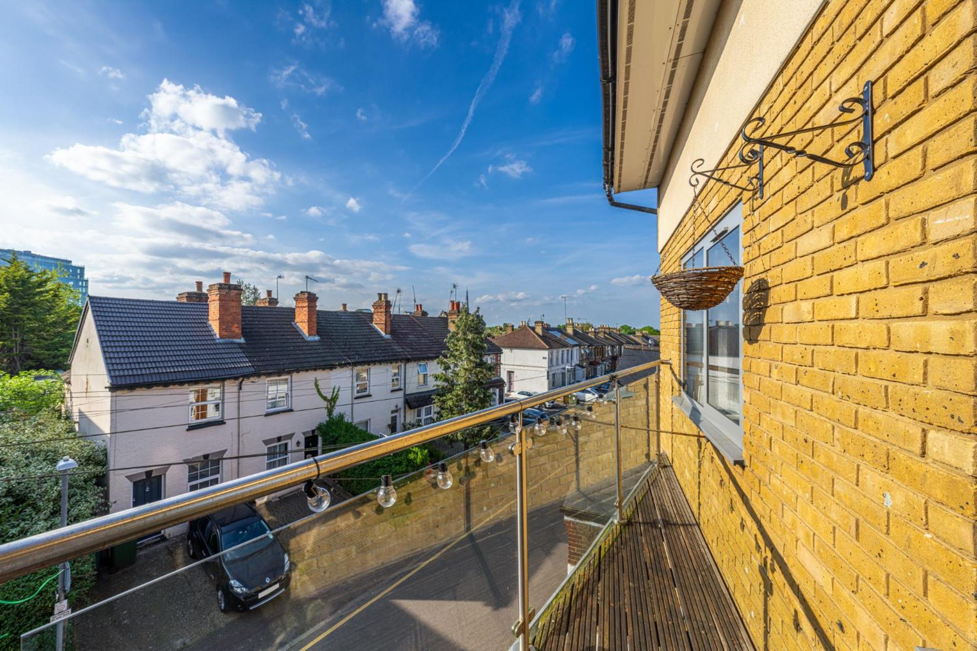 Central Watford Retreat By Hampton - Ideal For Contractors & Leisure Guestsアパートメント エクステリア 写真
